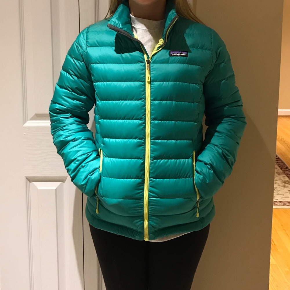 Patagonia Women’s Down Jacket Size Small